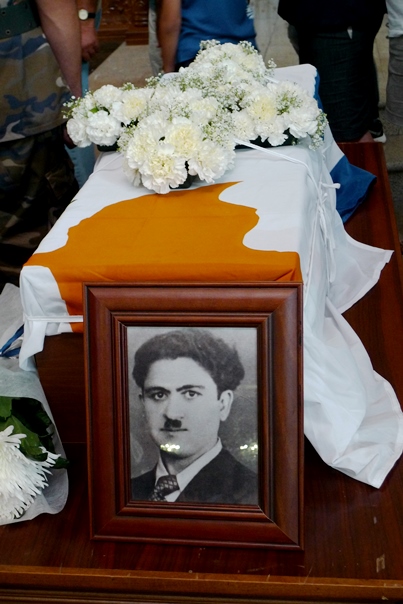 Κηδεία Δημήτρη Καμπούρη